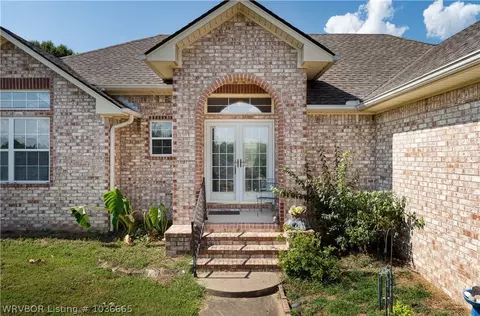 9711 E Pointe Dr, Fort Smith, AR 72903 photo 2