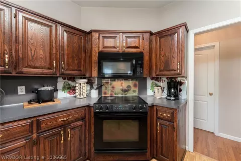9711 E Pointe Dr, Fort Smith, AR 72903 photo 11