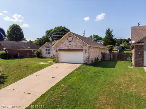 9711 E Pointe Dr, Fort Smith, AR 72903 photo 3