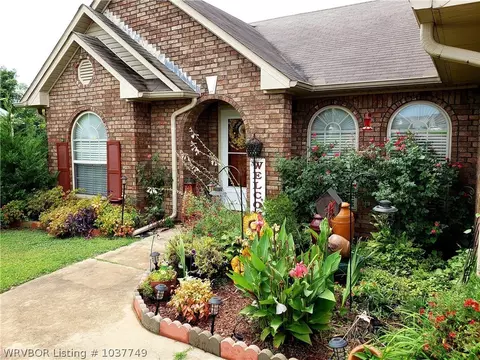 1683 Eastgate Cir, Greenwood, AR 72936 photo 5