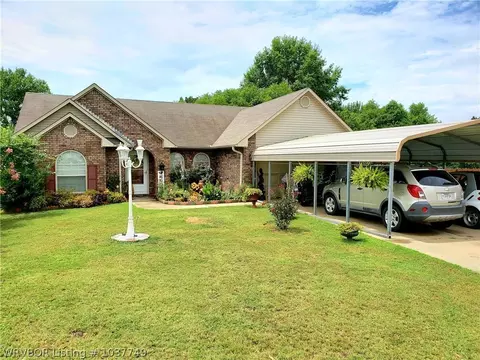 1683 Eastgate Cir, Greenwood, AR 72936 photo 2