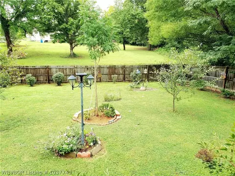 1683 Eastgate Cir, Greenwood, AR 72936 photo 11