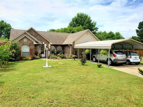 1683 Eastgate Cir, Greenwood, AR 72936 photo 1