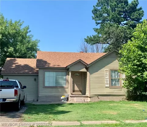 4711 Spradling Ave, Fort Smith, AR 72904 photo 1