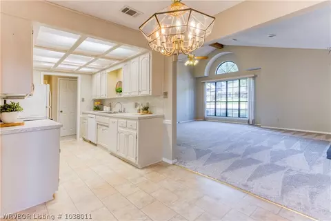 9504 Shadow Branch Ln, Fort Smith, AR 72903 photo 6
