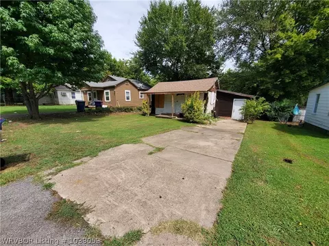 1310 46th St, Fort Smith, AR 72904 photo 8