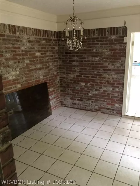 6821 S V St, Fort Smith, AR 72903 photo 7