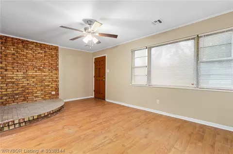 2402 Savannah St, Fort Smith, AR 72901 photo 5
