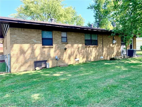 2902 S 36th St, Fort Smith, AR 72903 photo 6