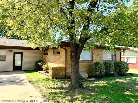 2902 S 36th St, Fort Smith, AR 72903 photo 2
