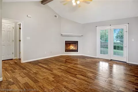 1012 L St, Barling, AR 72923 photo 2
