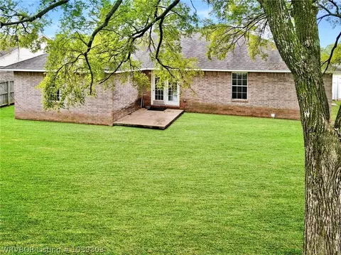 1012 L St, Barling, AR 72923 photo 16