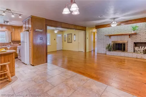 801 Hillside Dr, Fort Smith, AR 72908 photo 10
