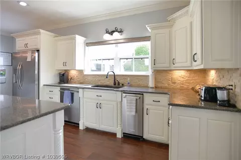 9209 Canopy Oaks Dr, Fort Smith, AR 72903 photo 10