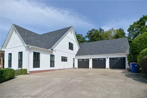 9209 Canopy Oaks Dr, Fort Smith, AR 72903 photo 4