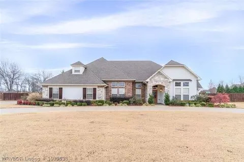 6808 Riley Park Dr, Fort Smith, AR 72916 photo 1