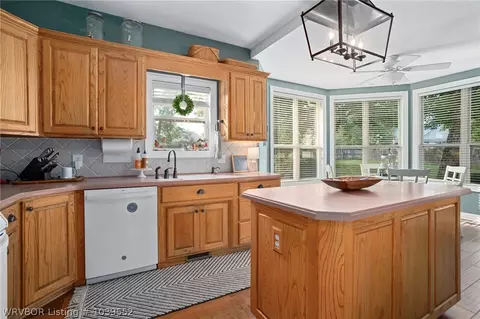 10708 Saint Michael Ct, Fort Smith, AR 72908 photo 7