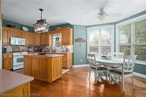 10708 Saint Michael Ct, Fort Smith, AR 72908 photo 6