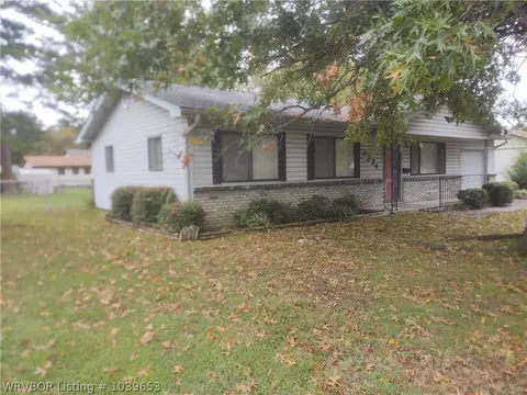 8224 Colony Ln, Fort Smith, AR 72908 photo 2