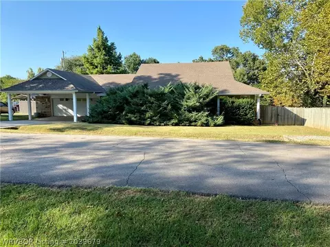 144 K St, Barling, AR 72923 photo 1