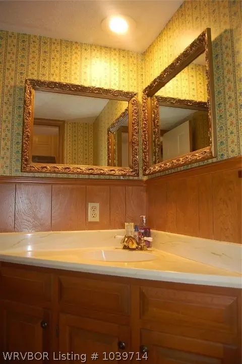 2701 Dallas Ct, Fort Smith, AR 72901 photo 3