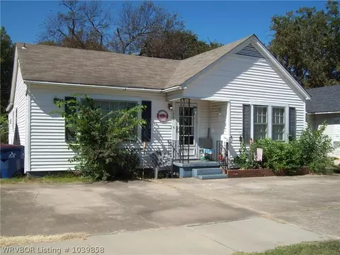 1020 S 20 St, Fort Smith, AR 72901 photo 2