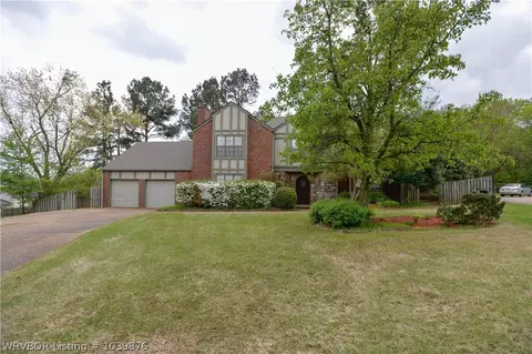 1512 Oak Knolls Cir, Fort Smith, AR 72903 photo 3