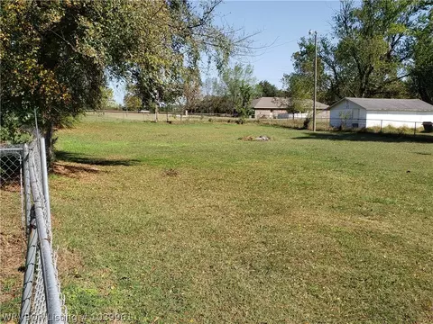 28014 Highway 22, Charleston, AR 72933 photo 3