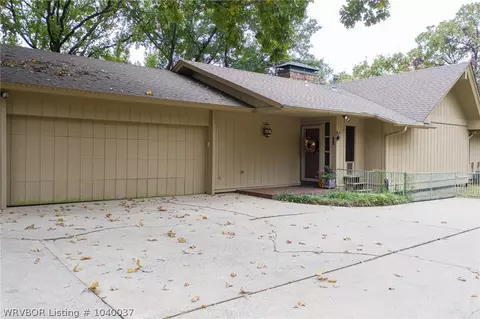 2221 S Boston St, Fort Smith, AR 72901 photo 1