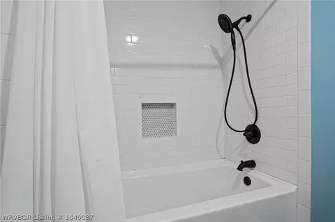 8906 Sebastian Ct, Hackett, AR 72937 photo 28