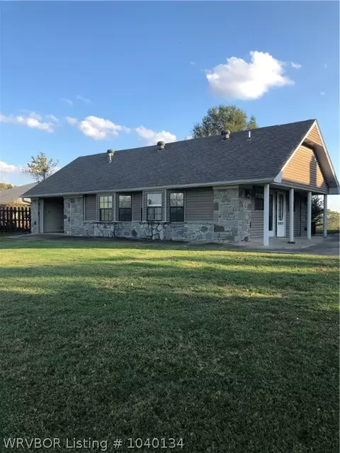 699 Monte Dr, Spiro, OK 74959 photo 4