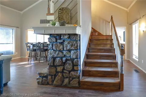 10108 Jenny Lind Rd, Fort Smith, AR 72908 photo 2