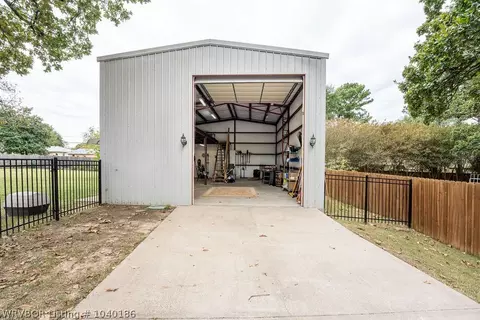 2004 S 66th St, Fort Smith, AR 72903 photo 29