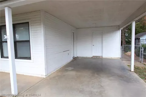 120 E Walnut St, Alma, AR 72921 photo 2