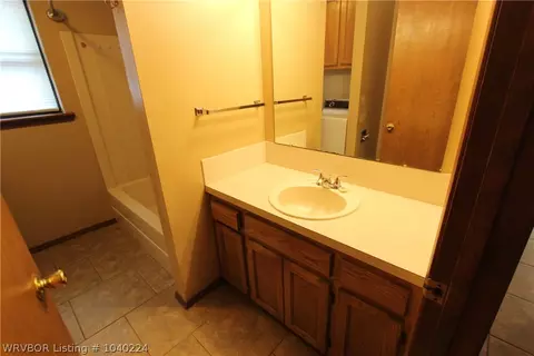 120 E Walnut St, Alma, AR 72921 photo 7
