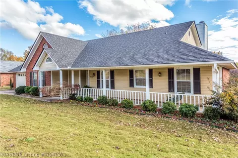 9200 Rosewood Dr, Fort Smith, AR 72903 photo 2