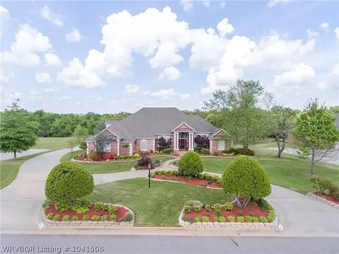 6715 Highland Park Dr, Fort Smith, AR 72916 photo 1
