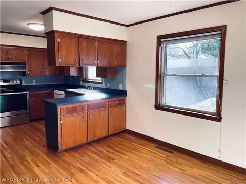 205 N 40th St, Fort Smith, AR 72903 photo 13