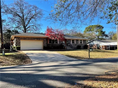 205 N 40th St, Fort Smith, AR 72903 photo 2