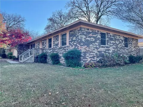 205 N 40th St, Fort Smith, AR 72903 photo 3