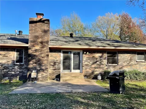 205 N 40th St, Fort Smith, AR 72903 photo 25