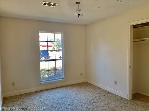 2601 Canterbury Cir, Fort Smith, AR 72903 photo 10