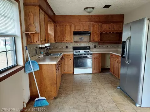 102 B St, Pocola, OK 74902 photo 5
