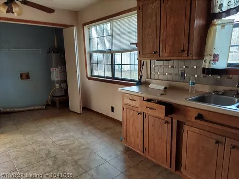 102 B St, Pocola, OK 74902 photo 7