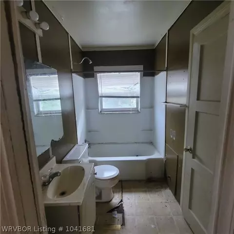 408 35th St, Fort Smith, AR 72903 photo 3