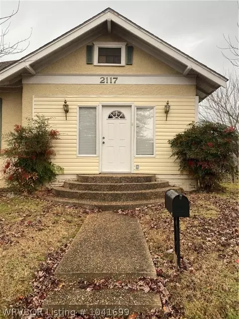 2117 N K St, Fort Smith, AR 72901 photo 3