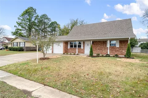 205 Harvard Ave, Fort Smith, AR 72908 photo 1