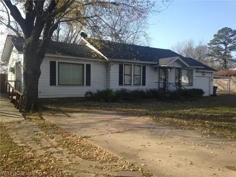 1320 Jacobs Ave, Fort Smith, AR 72908 photo 1