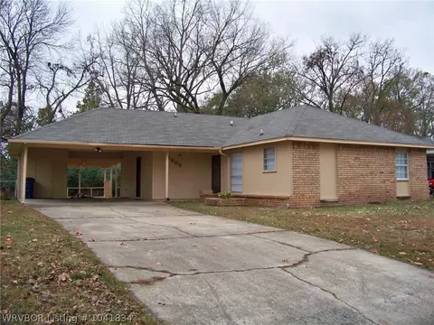8906 Houston St, Fort Smith, AR 72903 photo 2