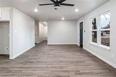 3203 Hendricks Blvd, Fort Smith, AR 72903 photo 4